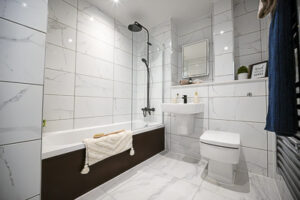 The Mercantile - Bathroom 11